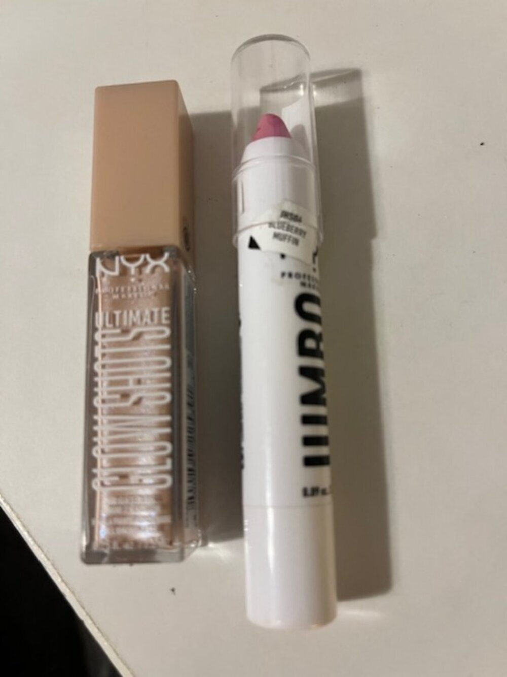 2 PC Eyeshadow Set -As Shown - Unused